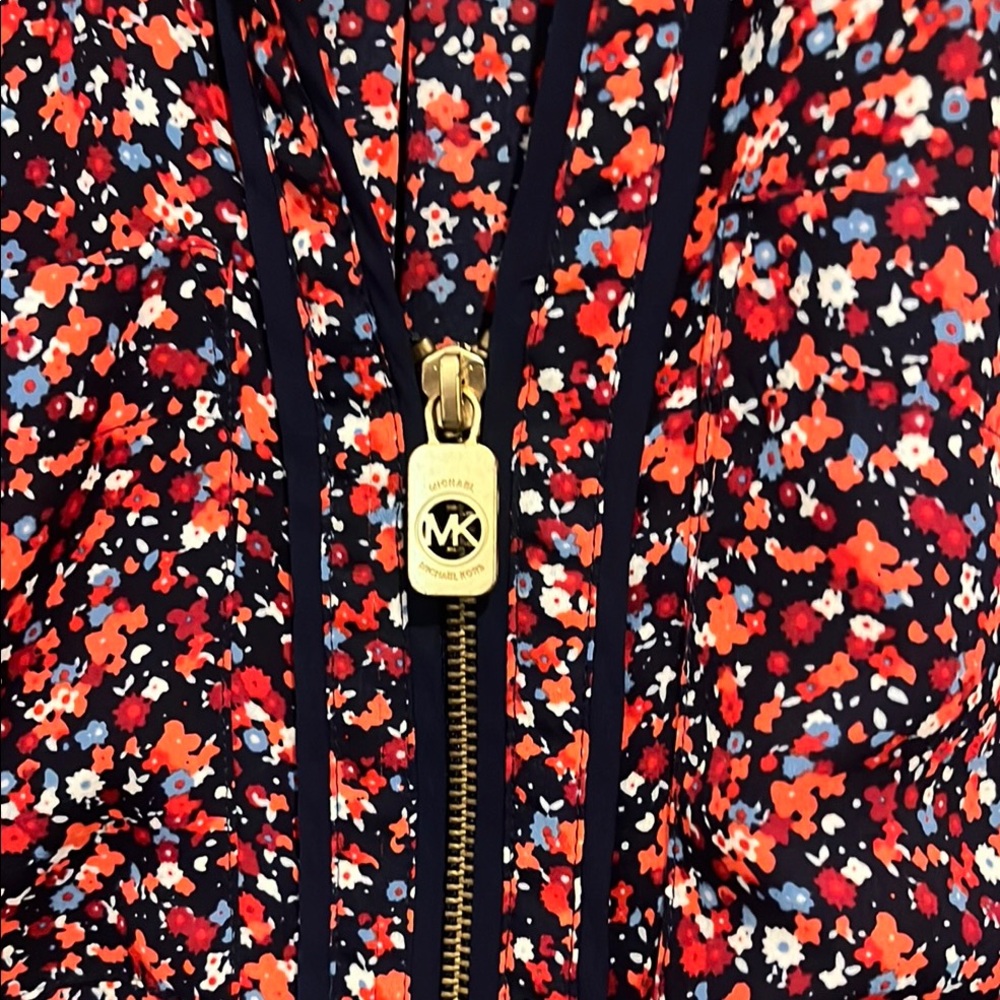 MICHAEL Michael Kors Blue and Red Floral Print 3/4 Sleeve Notched Collar Blouse - Picture 5 of 6